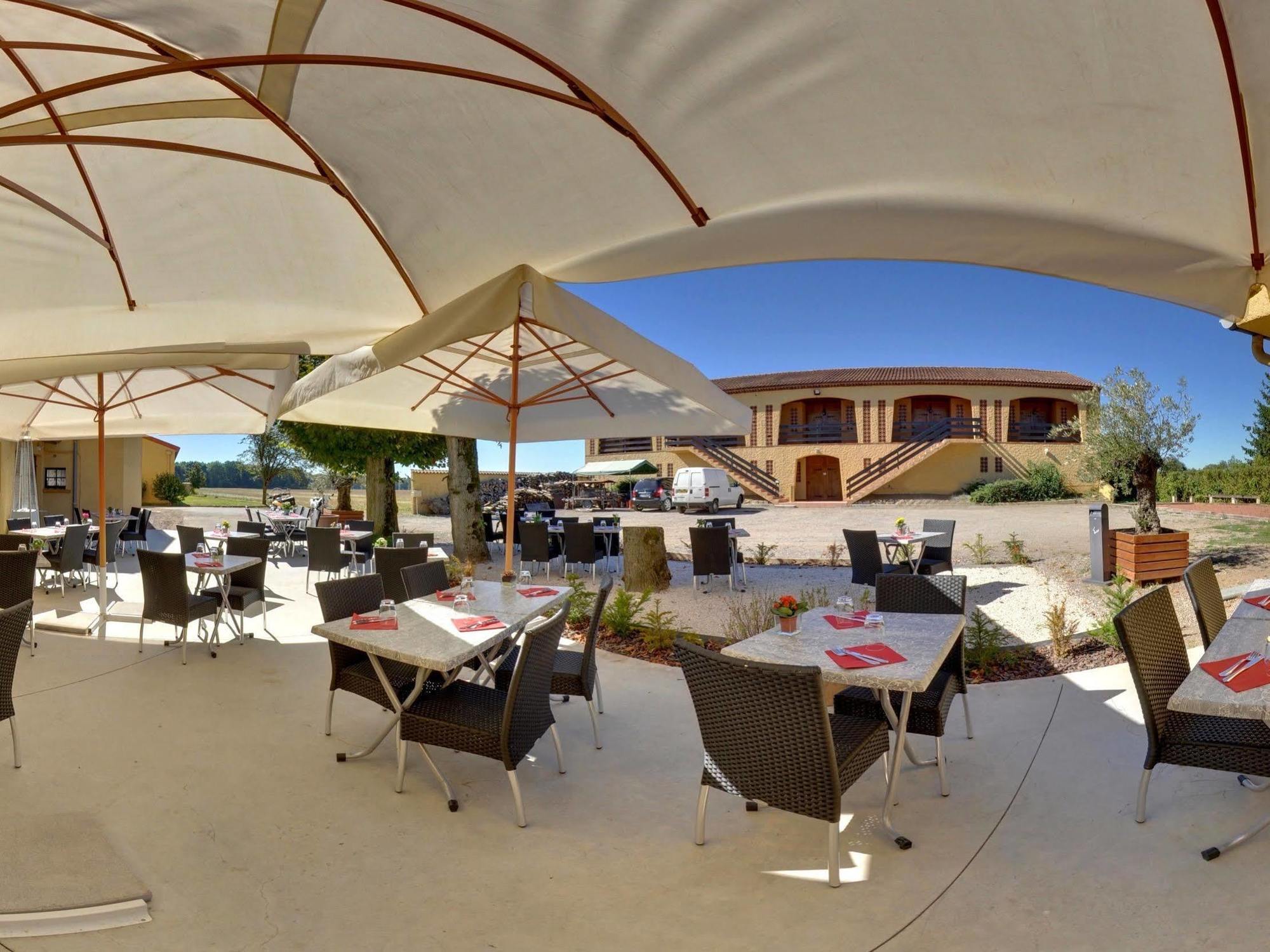 Logis L'Auberge Du Gros Silly-sur-Nied Екстер'єр фото